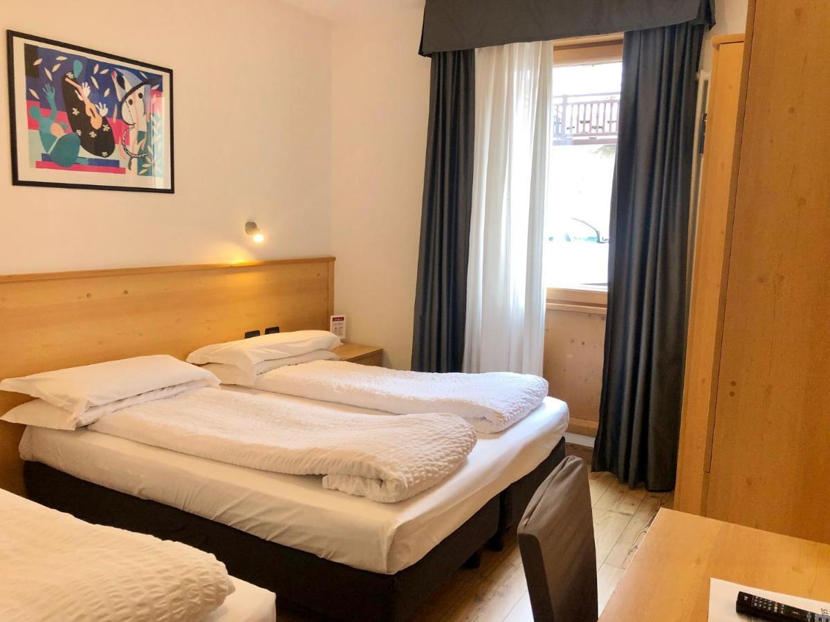 Economy Triple Room,1200105970:JPEG